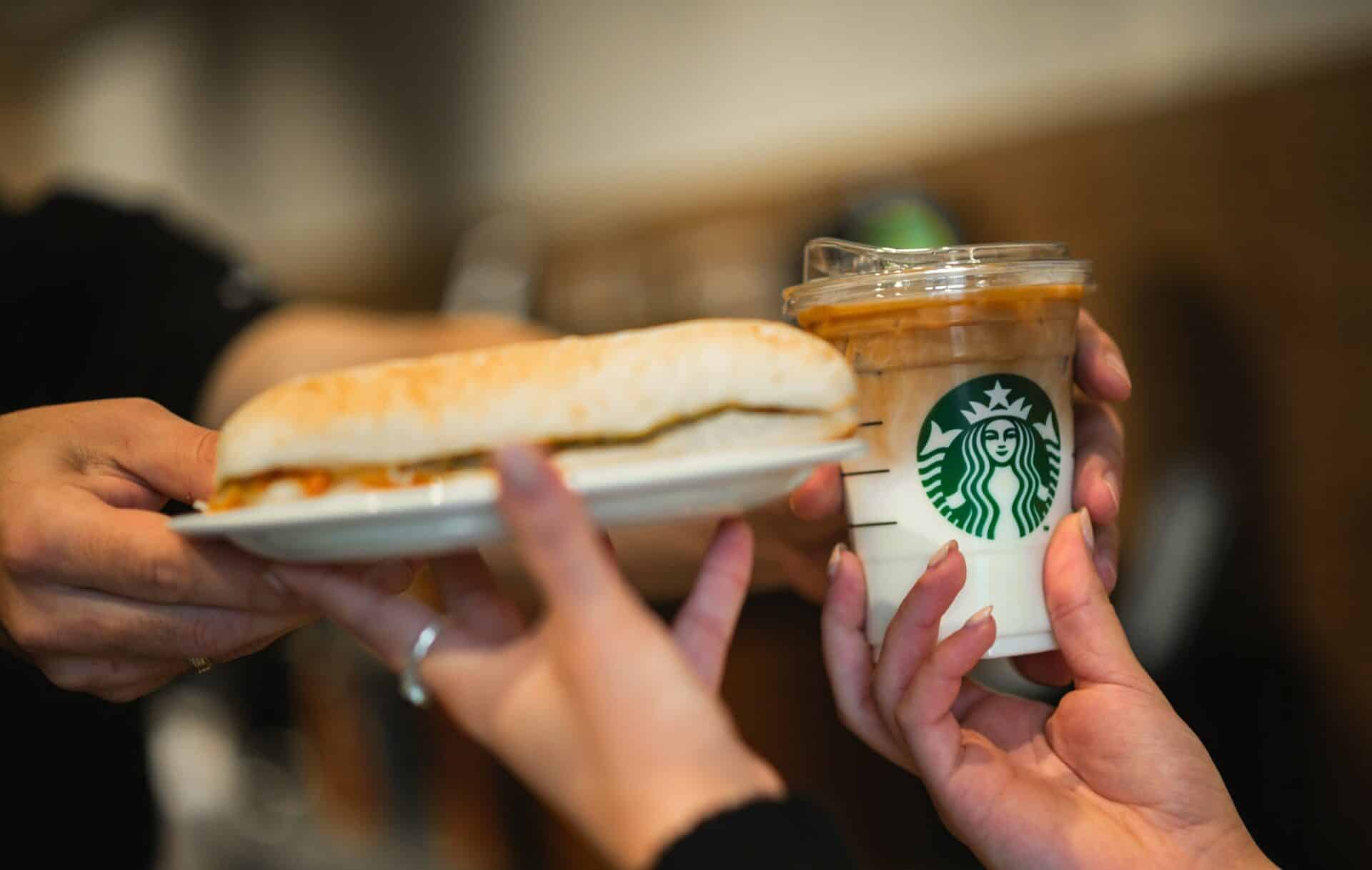 Quad Central, Starbucks, Coffee